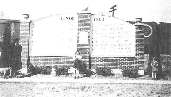 Honor Roll Park in cicra 1943